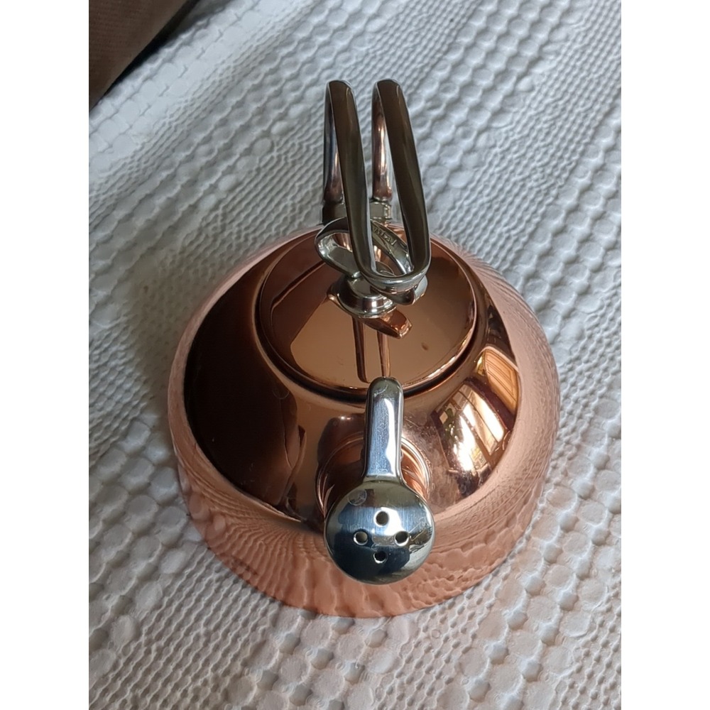 Chantal Copper Tea Kettle Two Toned Harmonica Whistle 1.8 Quart